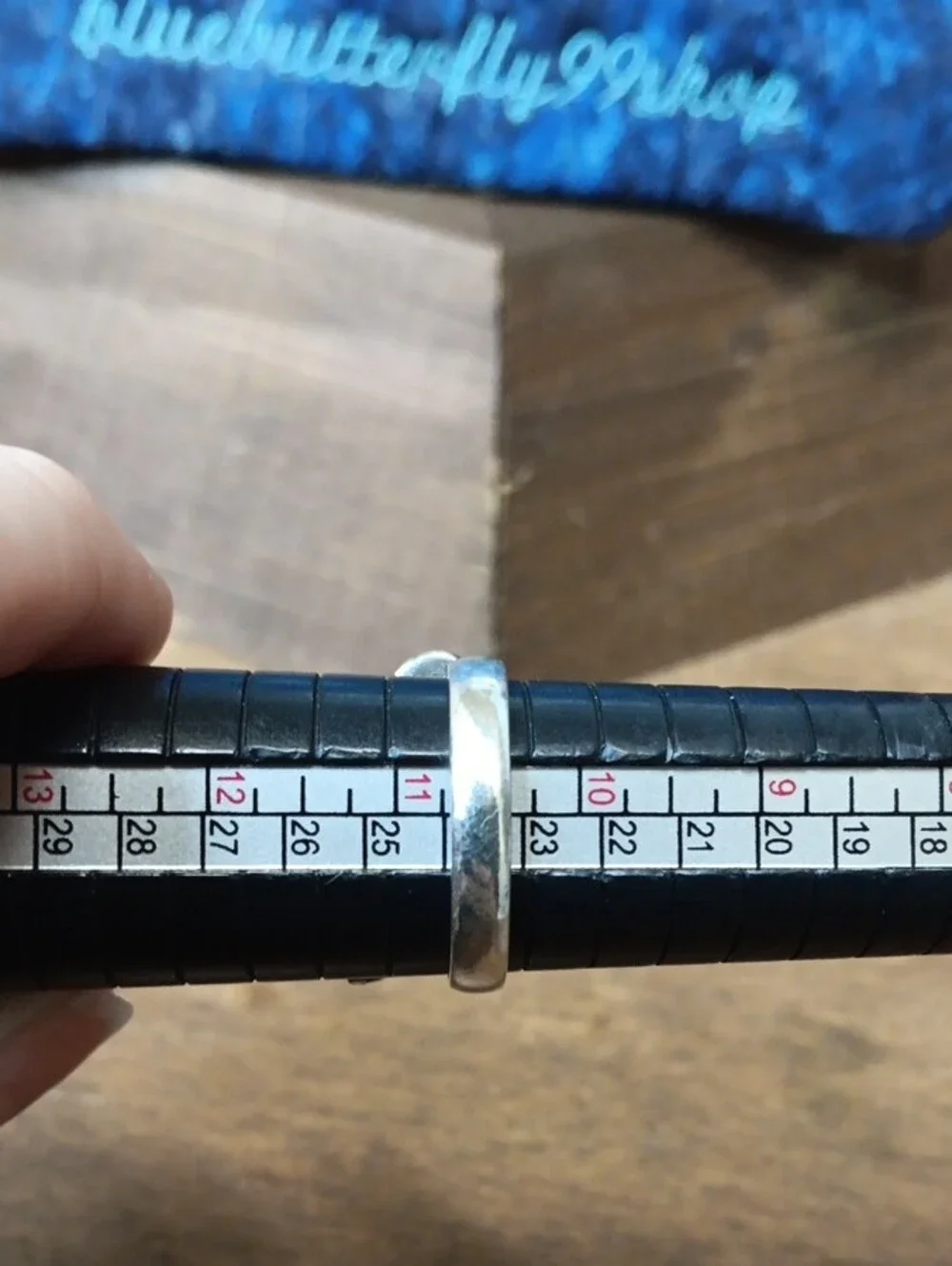 N/A bold triangular